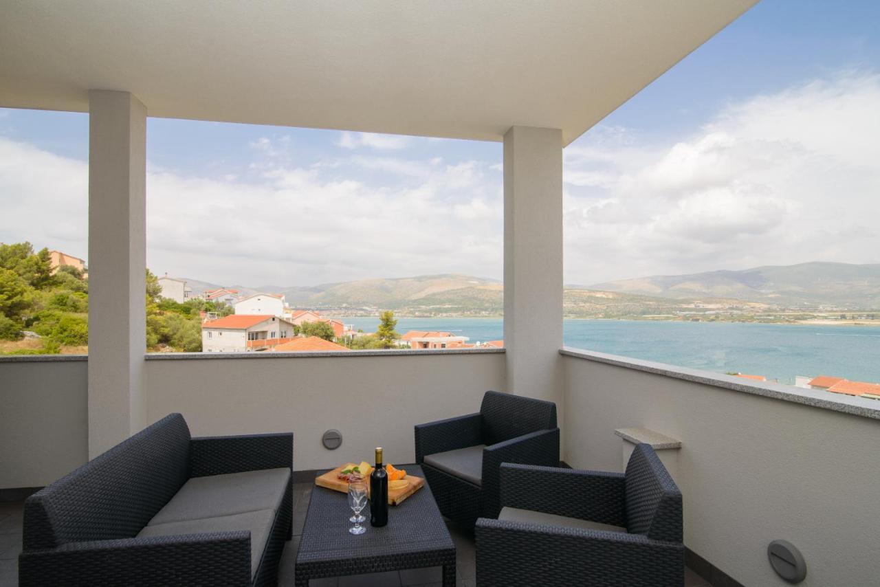 Apartments Pelja Trogir Eksteriør bilde
