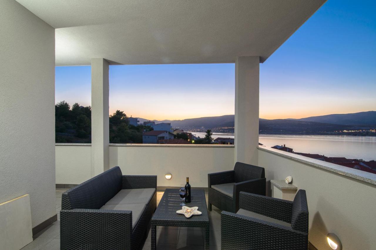 Apartments Pelja Trogir Eksteriør bilde