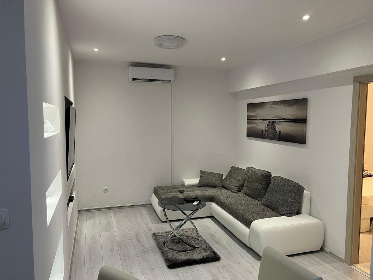Apartments Pelja Trogir Eksteriør bilde