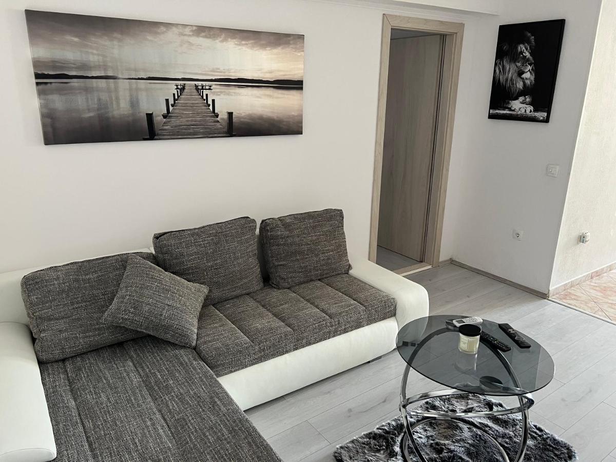 Apartments Pelja Trogir Eksteriør bilde